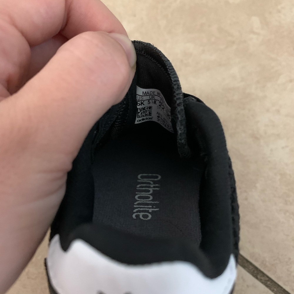 Adidas - Picture 3 of 3